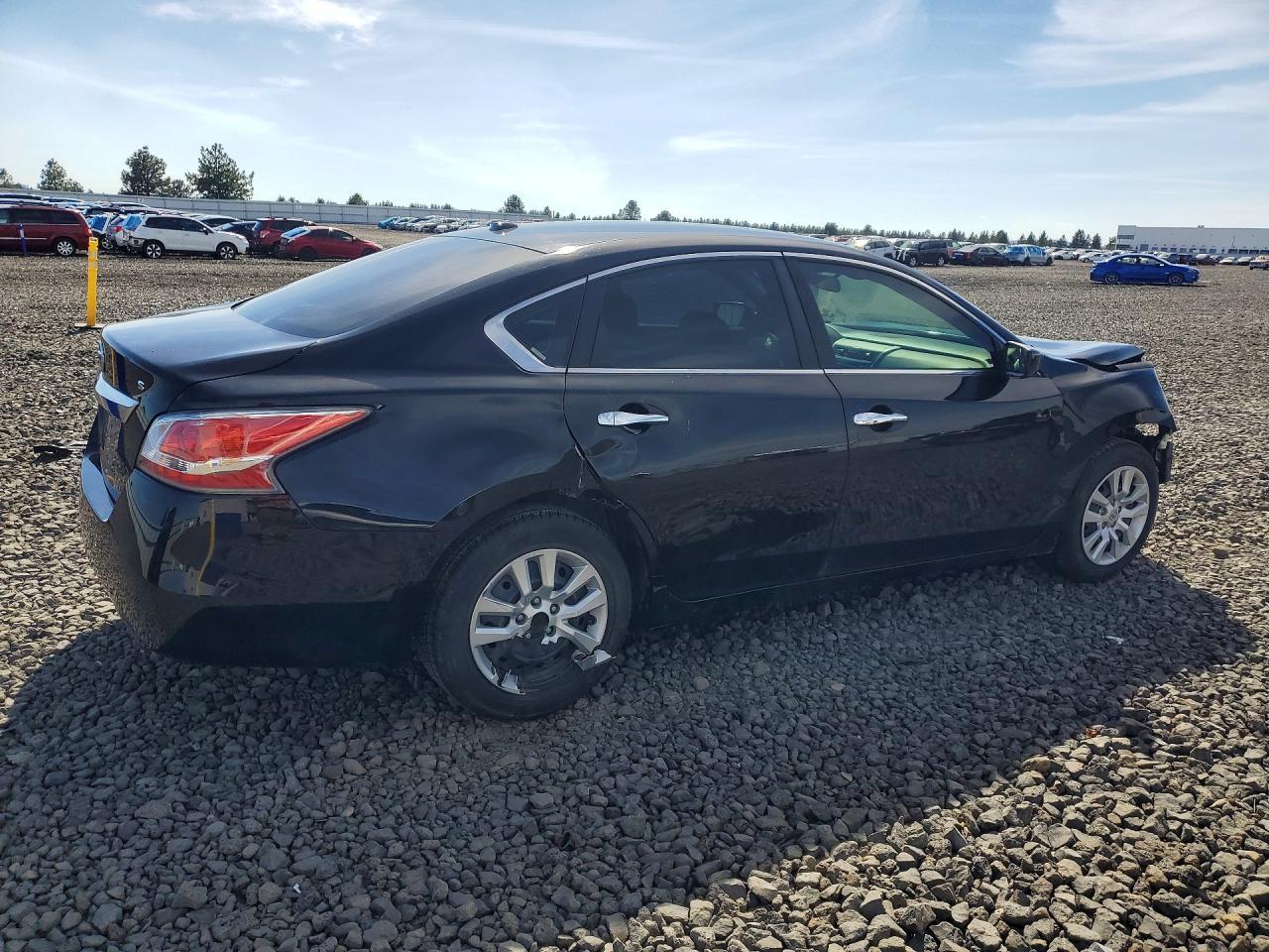2015 Nissan Altima 2.5 S - Image 3