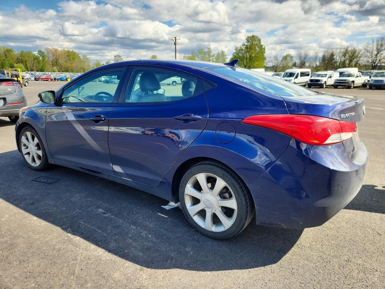 2013 Hyundai Elantra Limited - Фото 2