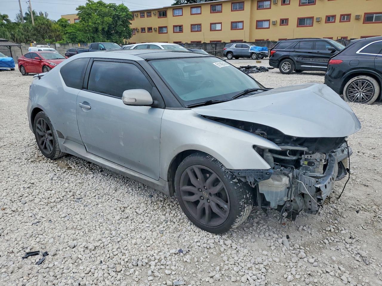 2014 Scion Tc 10 Series - Фото 4