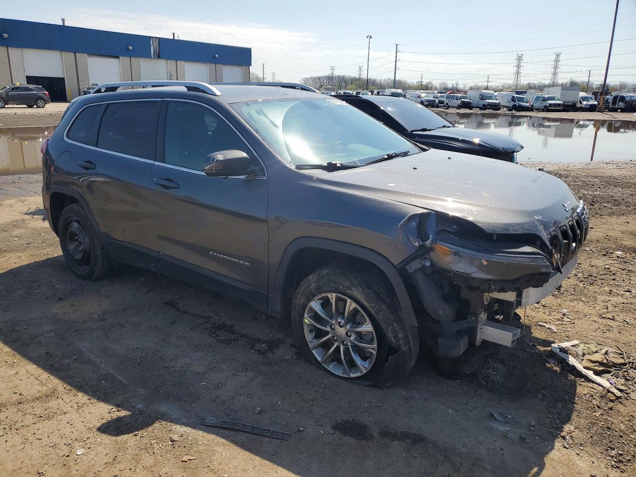 2019 Jeep Cherokee Latitude Plus - Фото 4