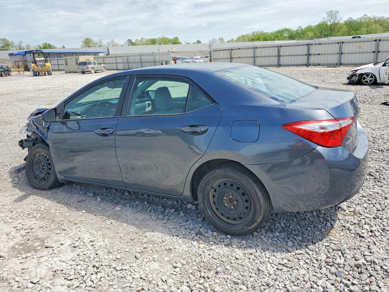 2016 Toyota Corolla Le - Фото 2
