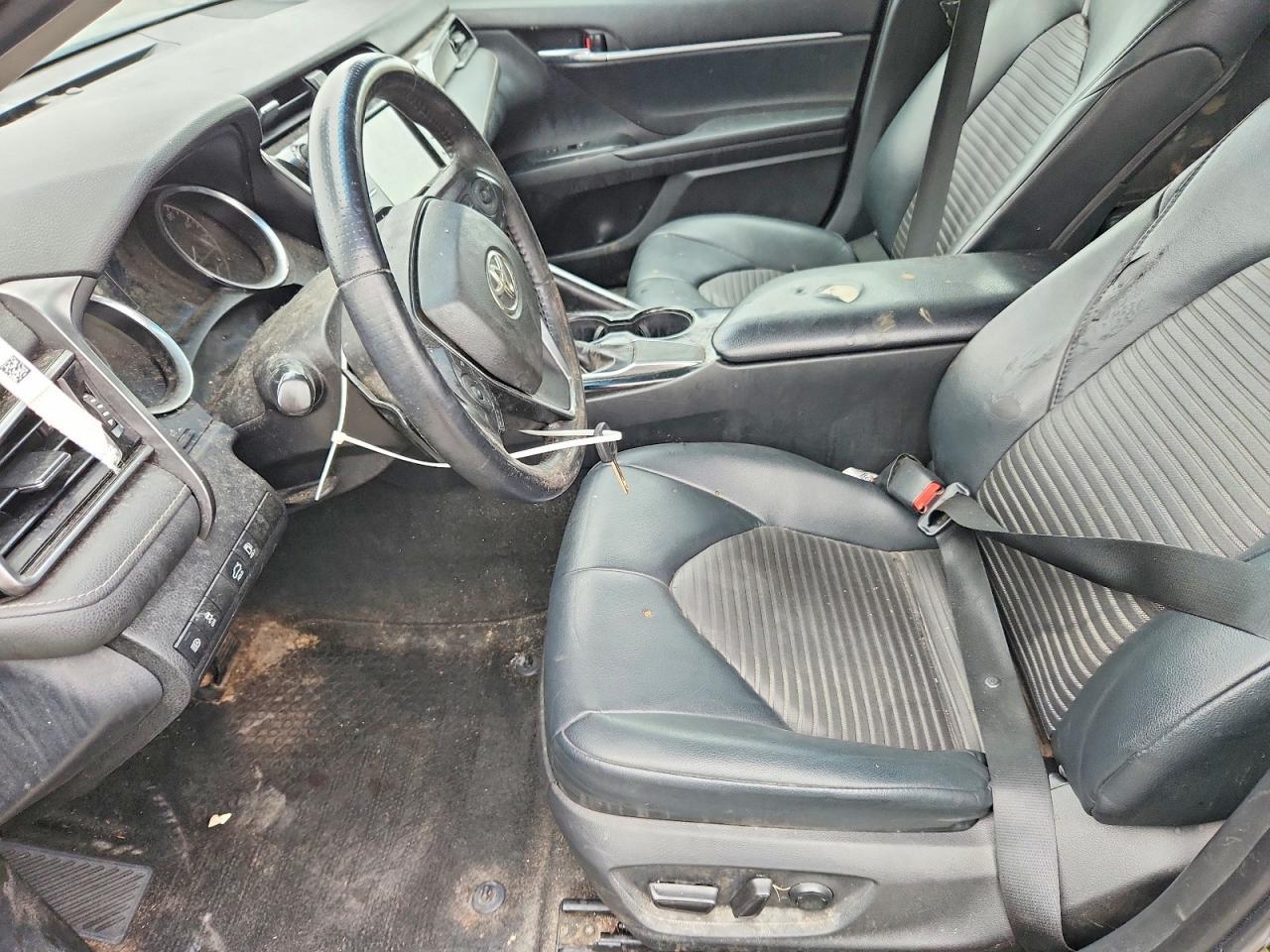 2019 Toyota Camry Se - Image 7