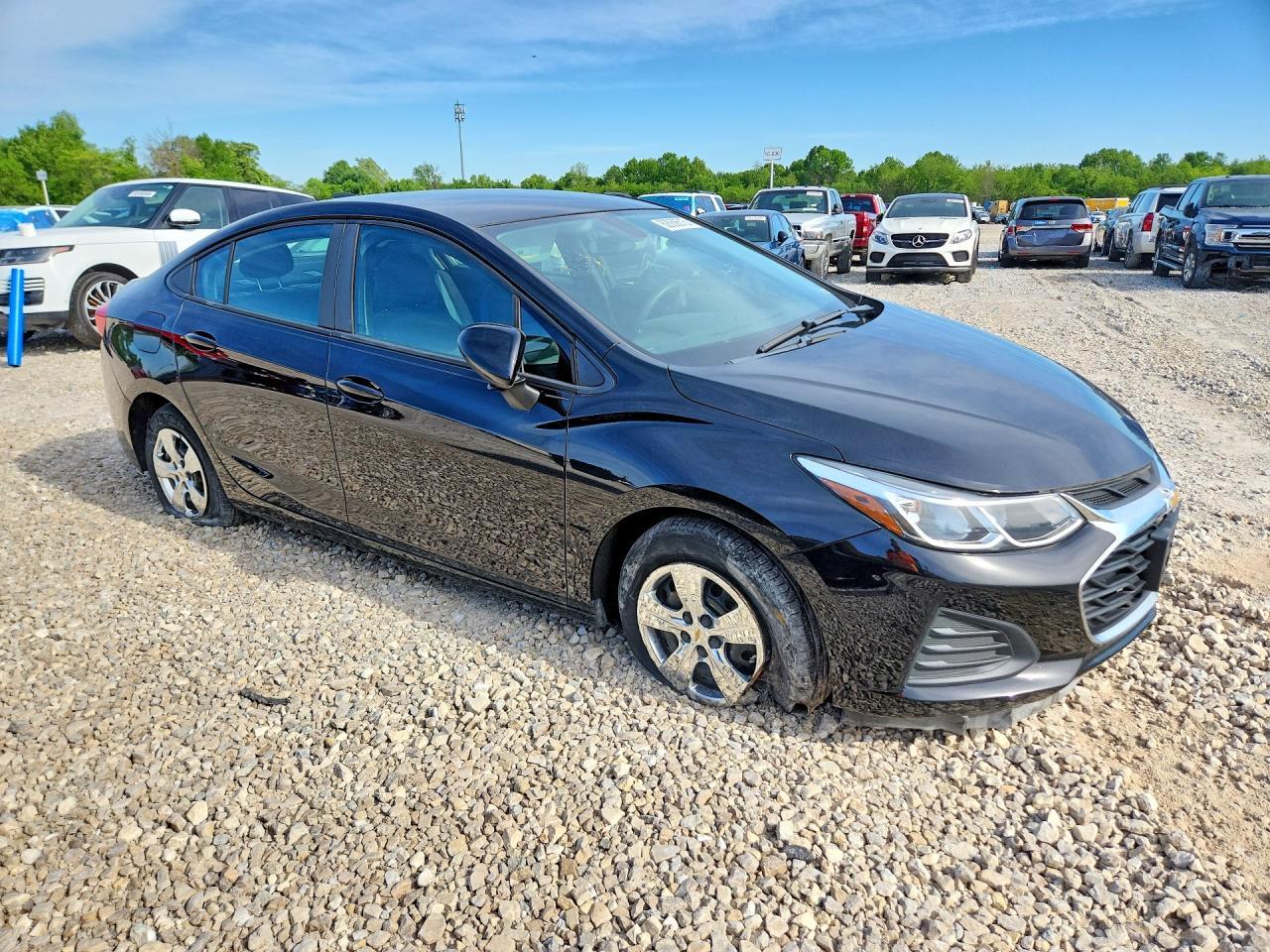 2019 Chevrolet Cruze Ls - Image 4