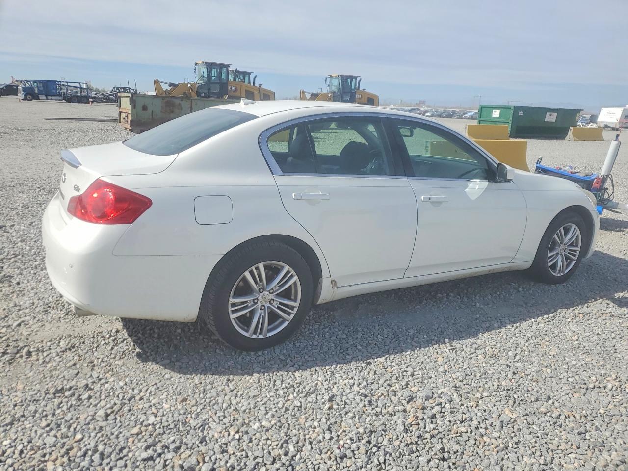 2013 Infiniti G37 - Image 3