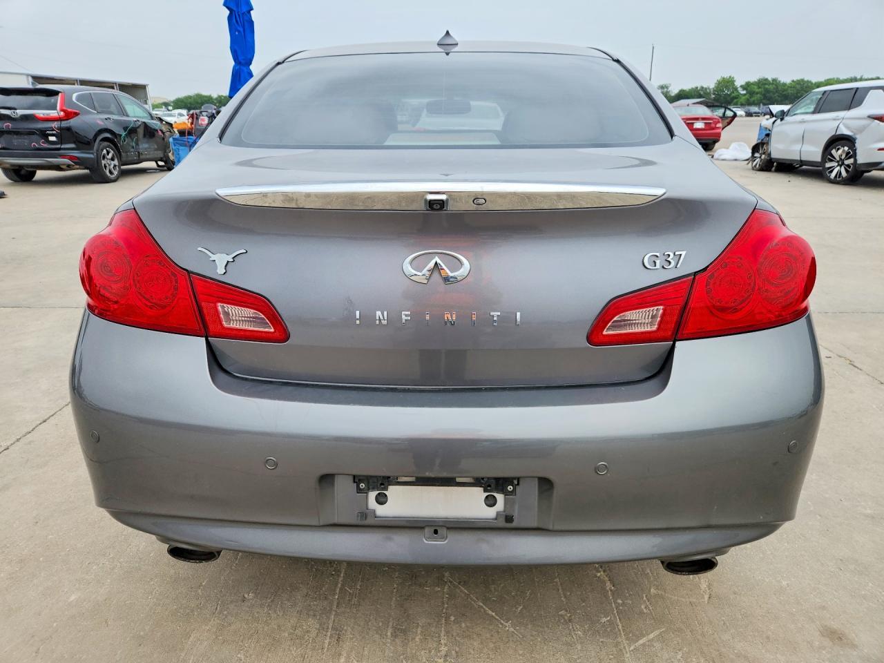 2011 Infiniti G37 Base - Фото 6