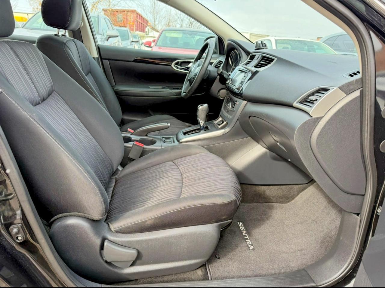 2018 Nissan Sentra S - Image 5