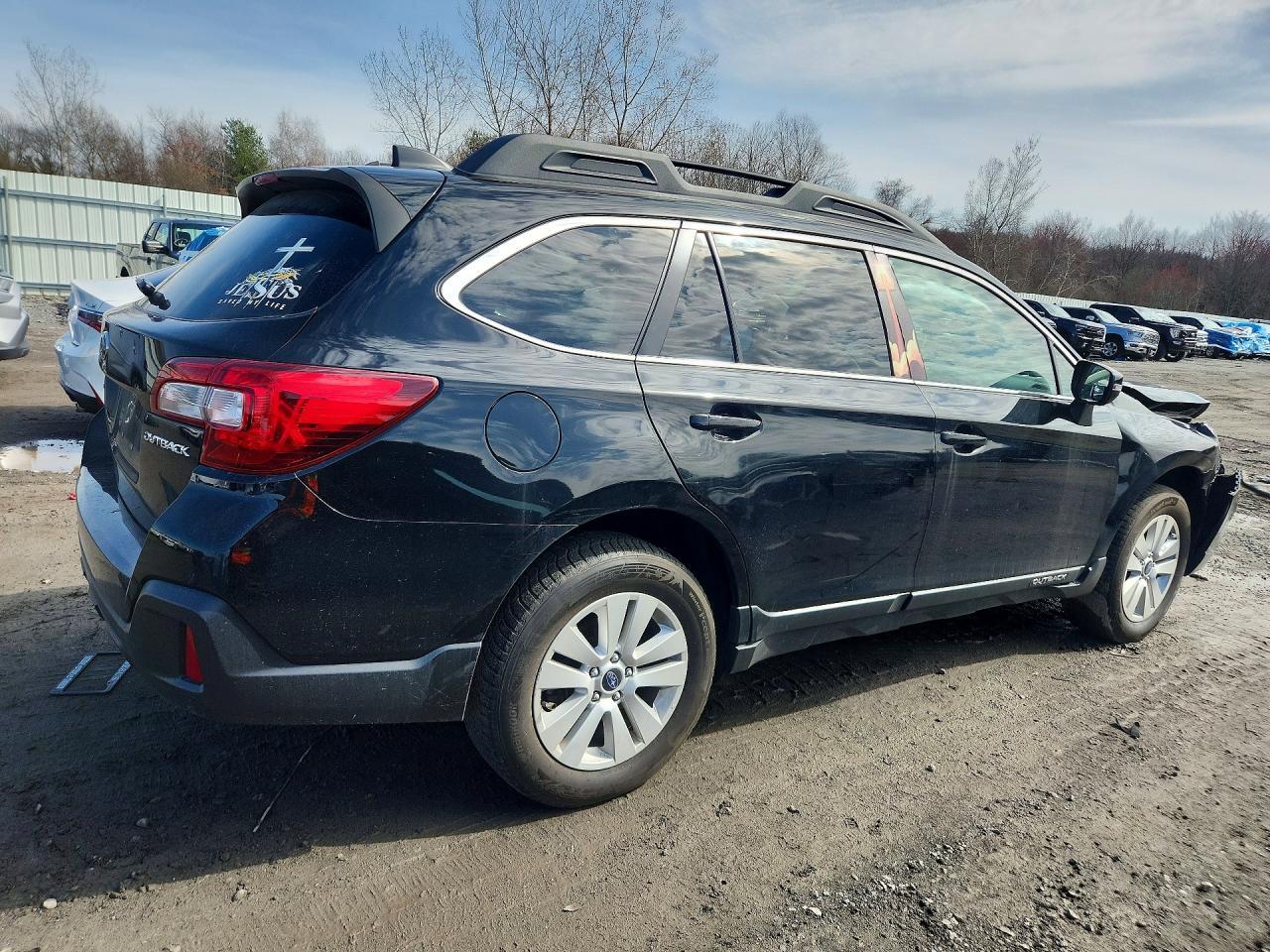 2019 Subaru Outback 2.5I Premium - Фото 3