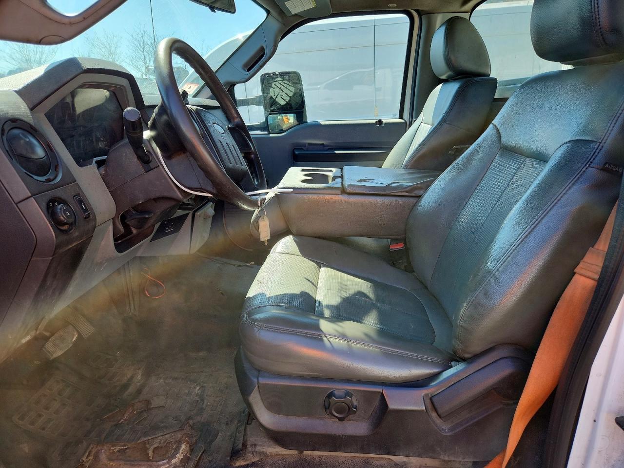 2015 Ford F350 Super Duty - Фото 7