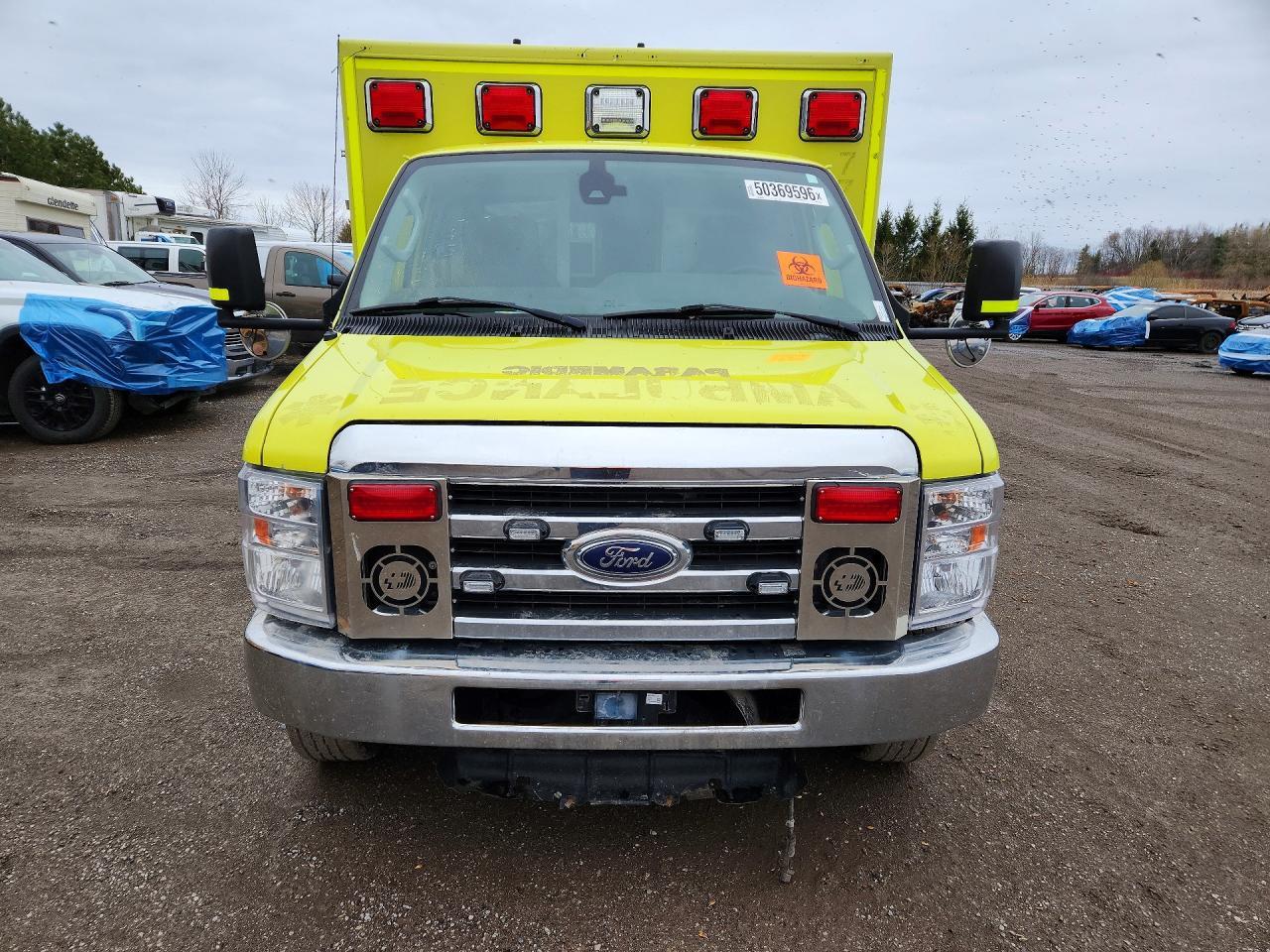 2022 Ford Econoline E350 Super Duty Cutaway Van - Фото 5