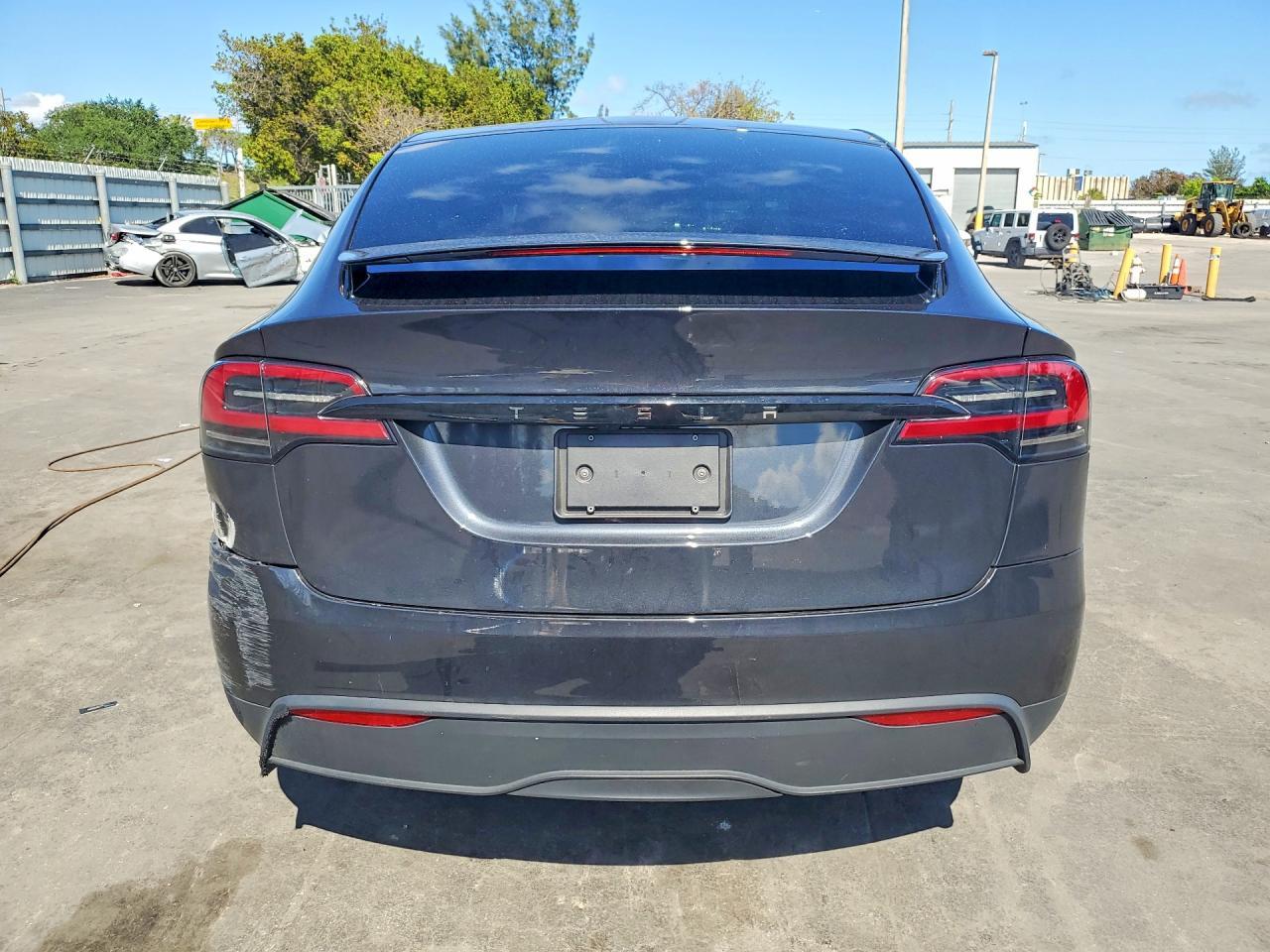 2024 Tesla Model X - Фото 6