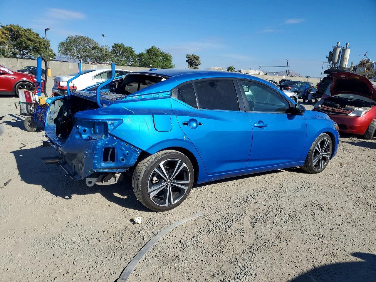 2021 Nissan Sentra Sr - Image 3