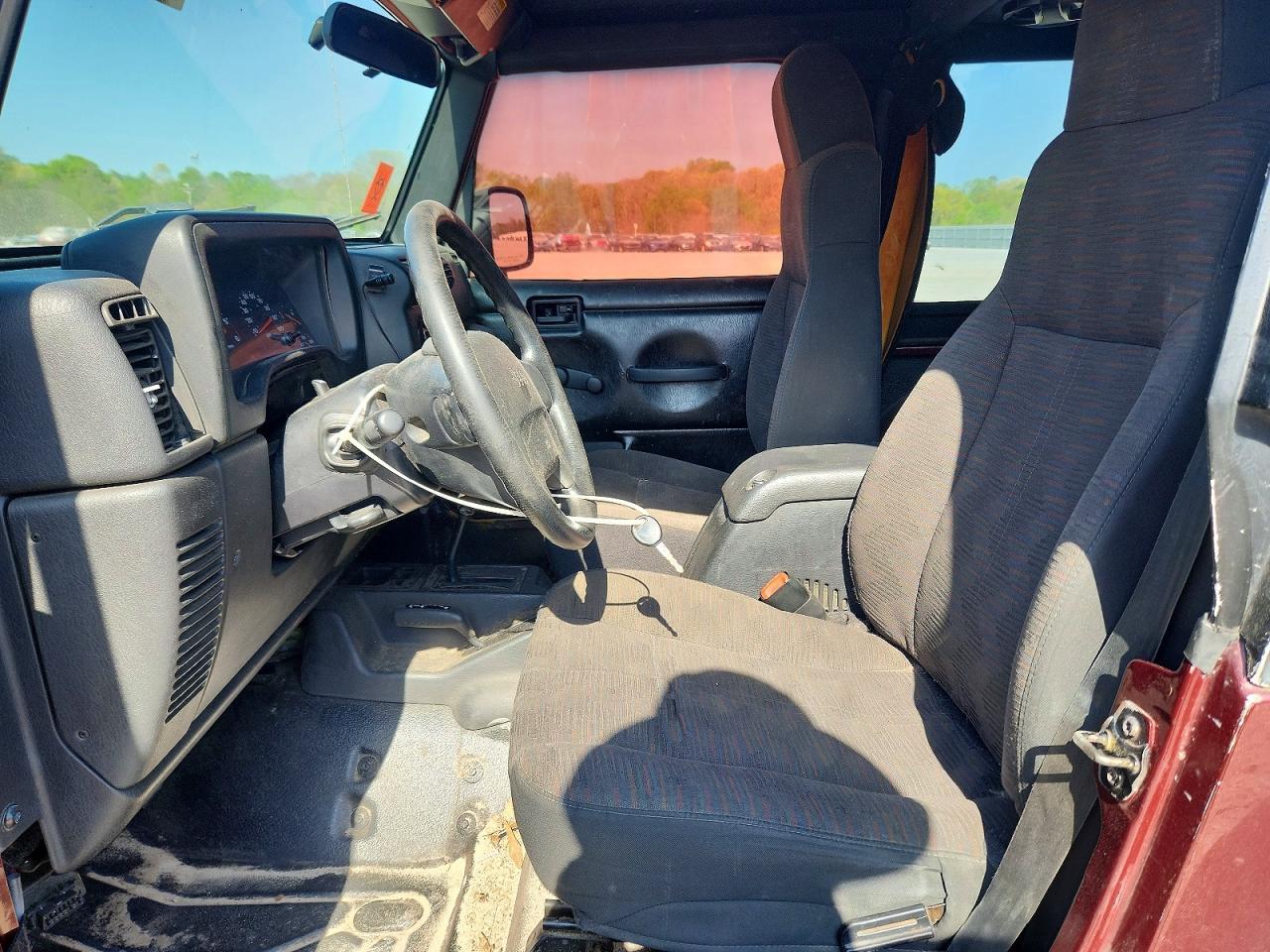 2004 Jeep Wrangler X - Фото 7