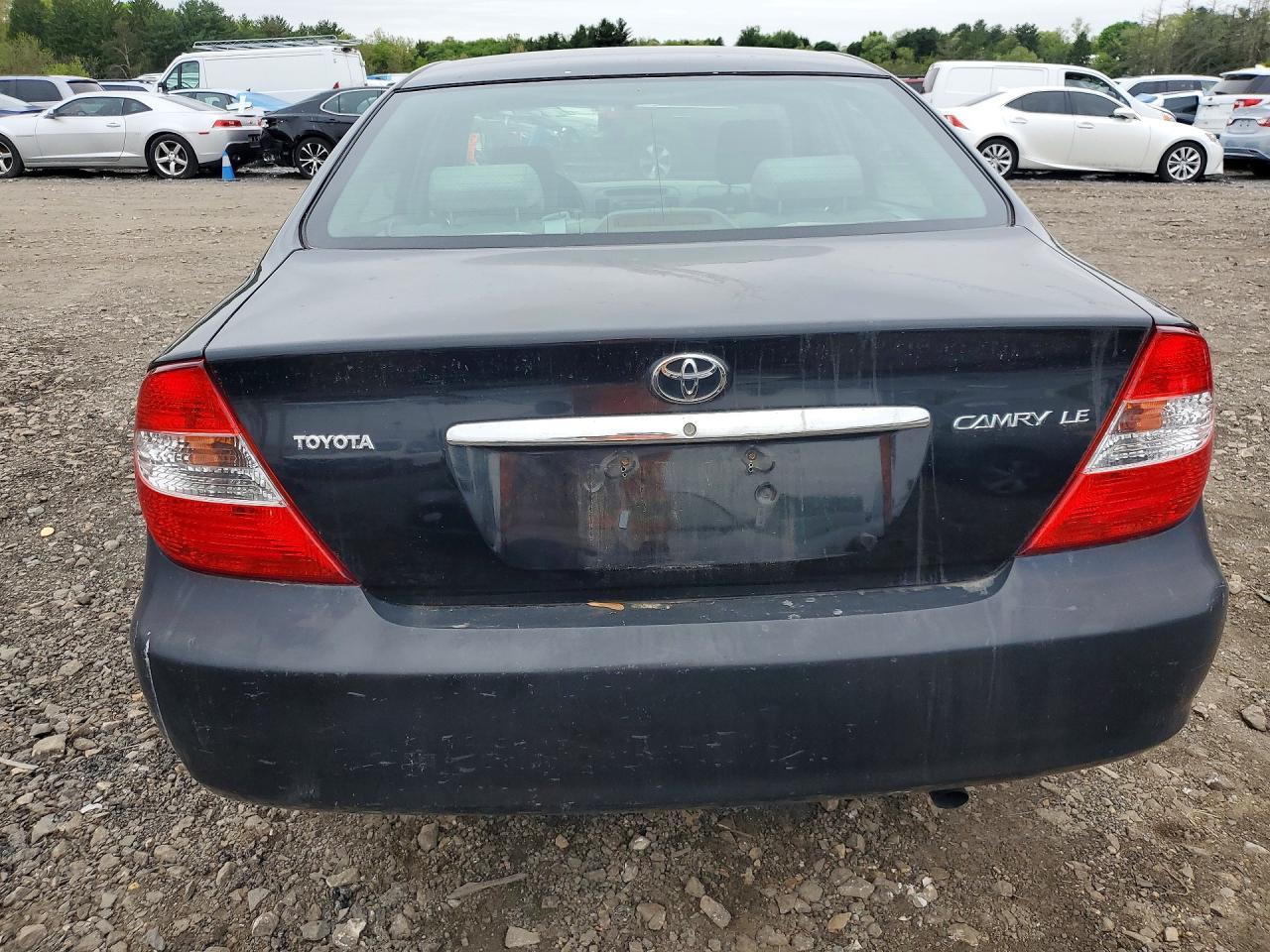 2004 Toyota Camry Le - Фото 6