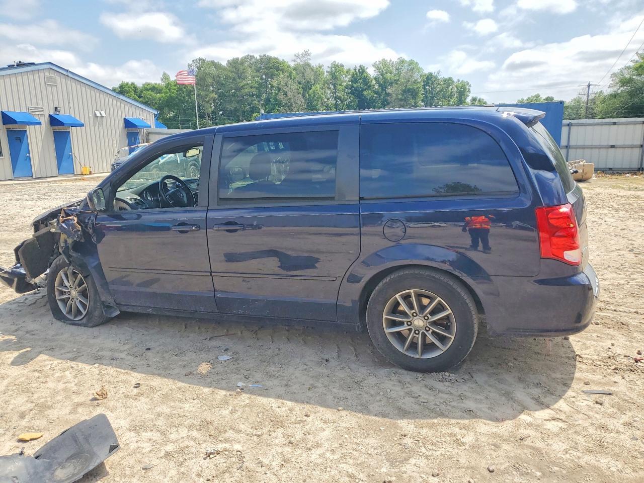 2016 Dodge Grand Caravan Se - Image 2