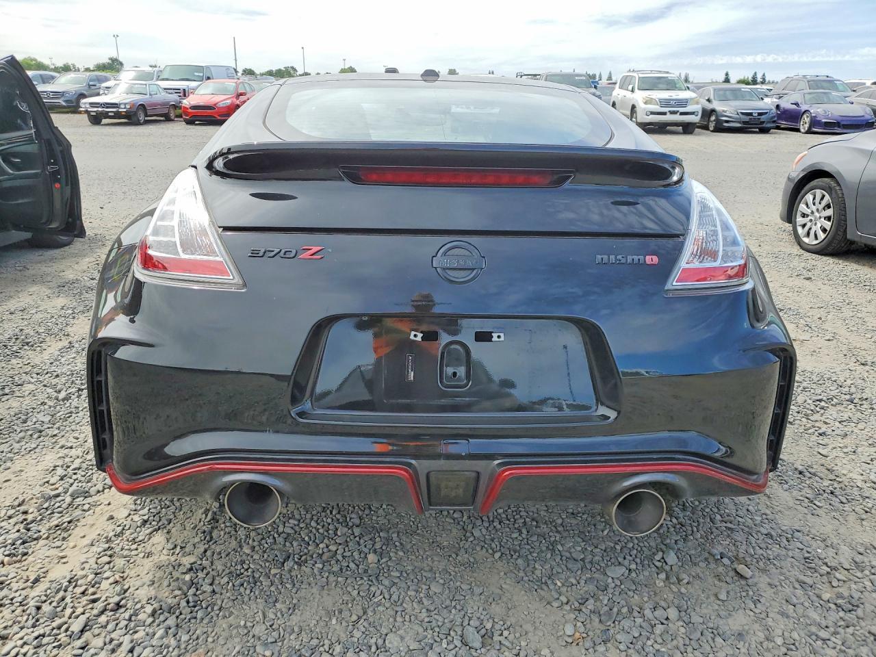 2016 Nissan 370Z Nismo Tech - Фото 6