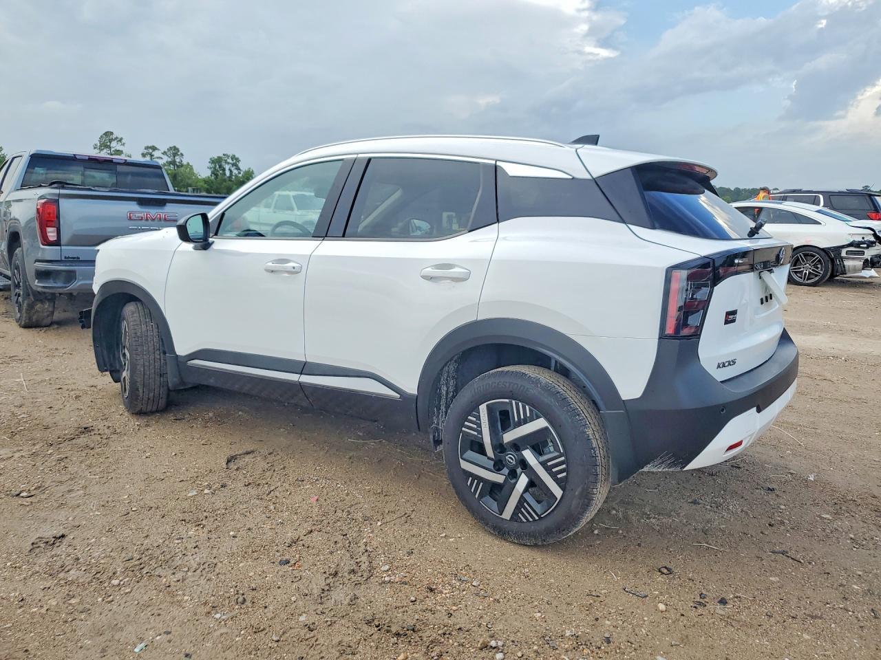 2026 Nissan Kicks Sv - Фото 2