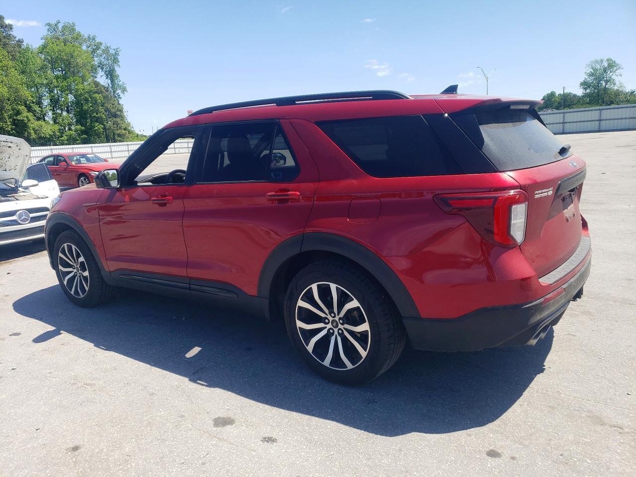 2022 Ford Explorer St - Фото 2