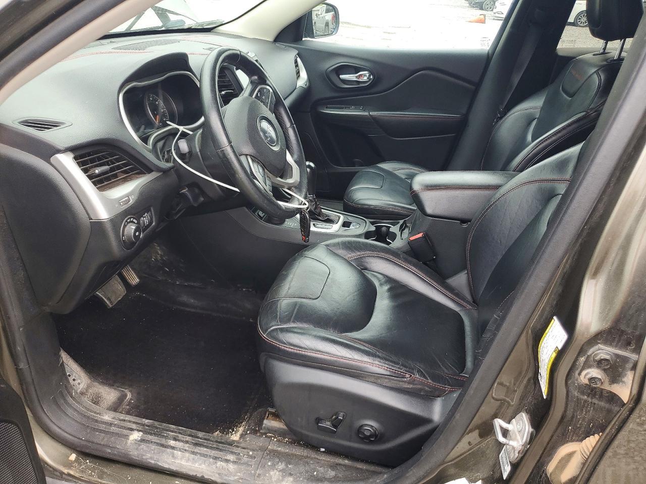 2015 Jeep Cherokee Trailhawk - Image 7