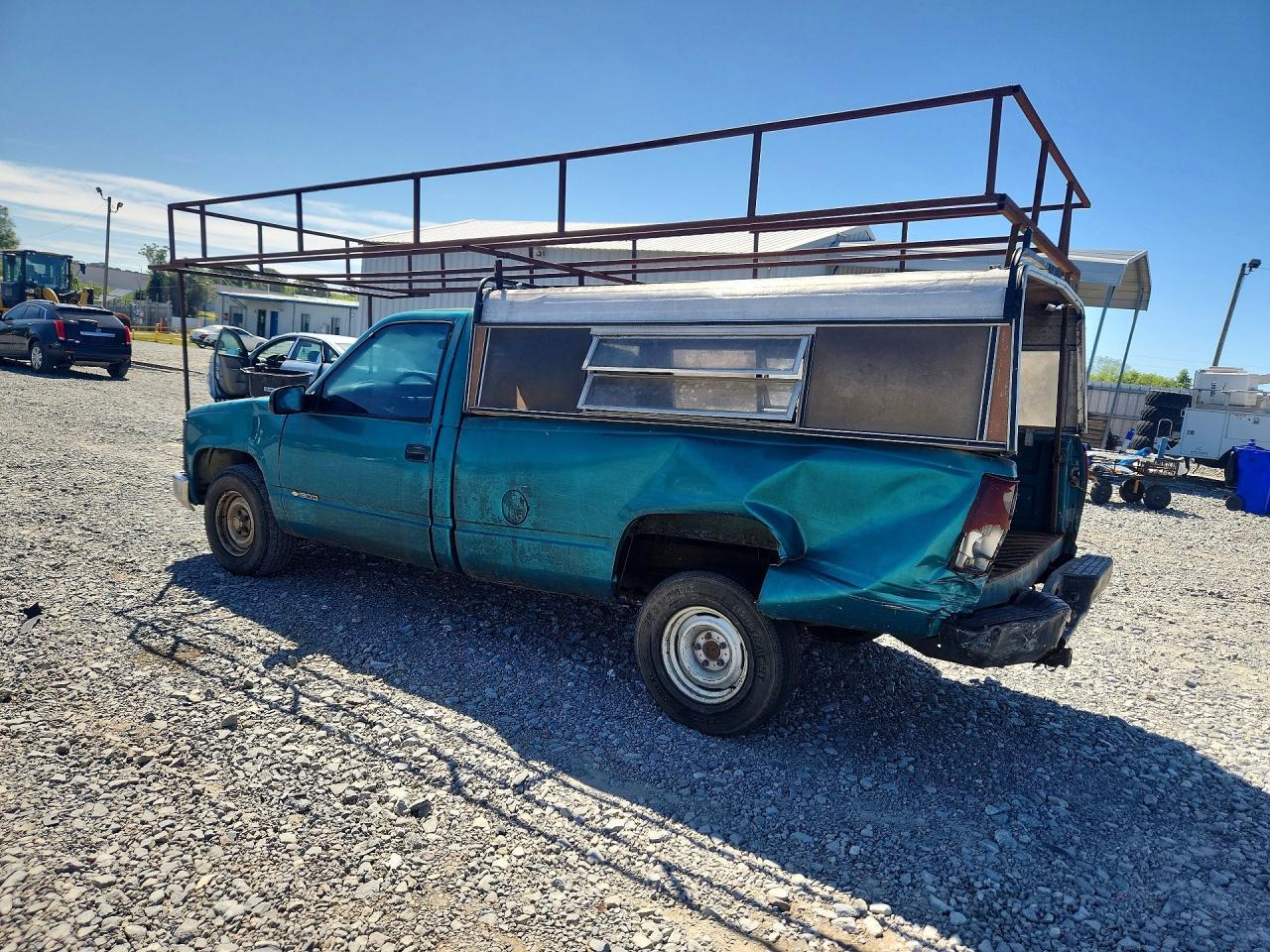 1995 Chevrolet Gmt-400 C1500 - Image 2