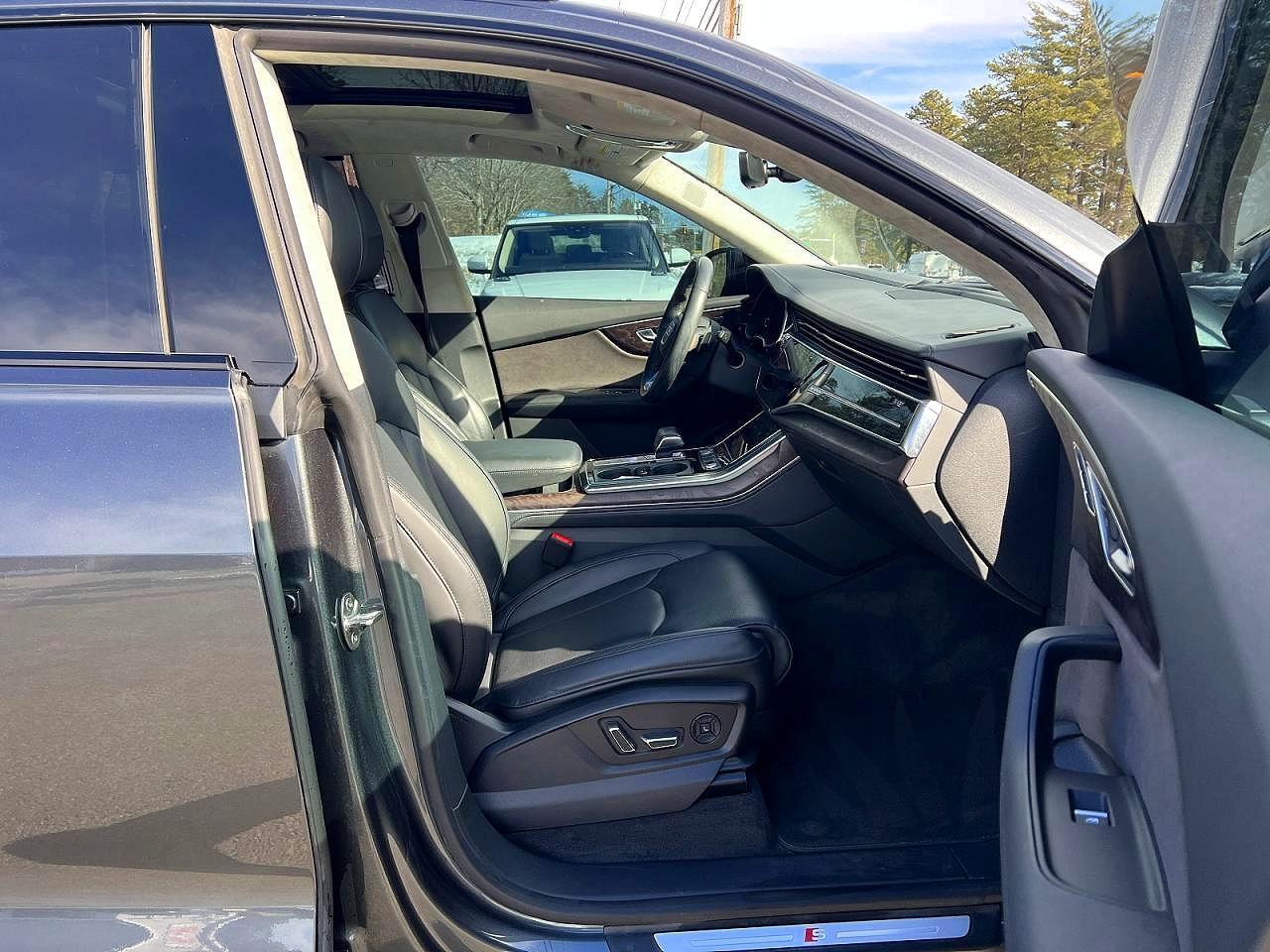 2019 Audi Q8 Prestige S-Line - Фото 5