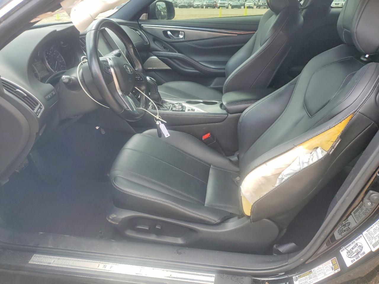 2018 Infiniti Q60 3.0T Luxe - Фото 7