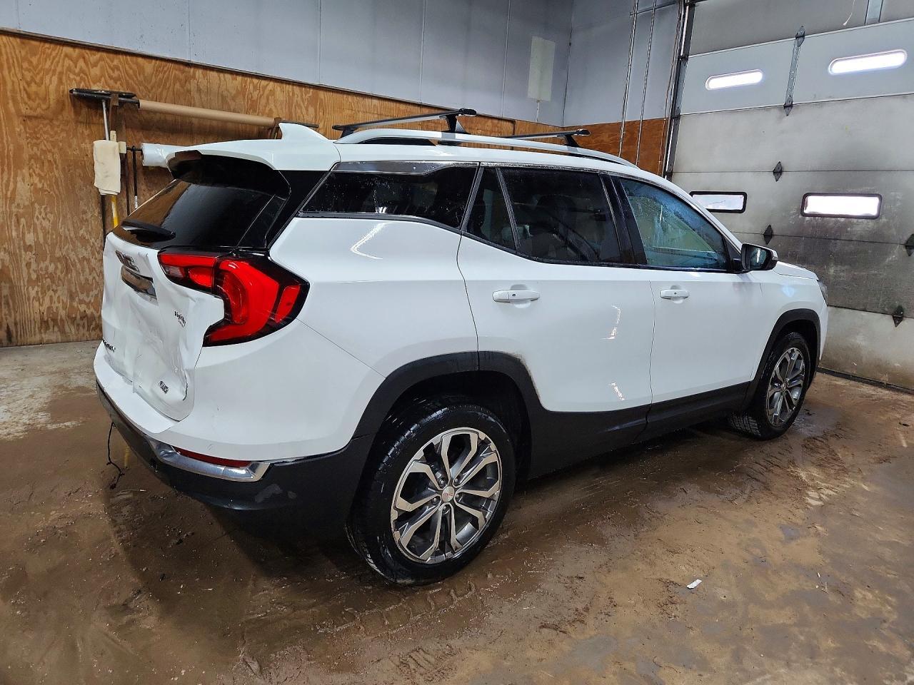 2019 GMC Terrain Slt - Image 3