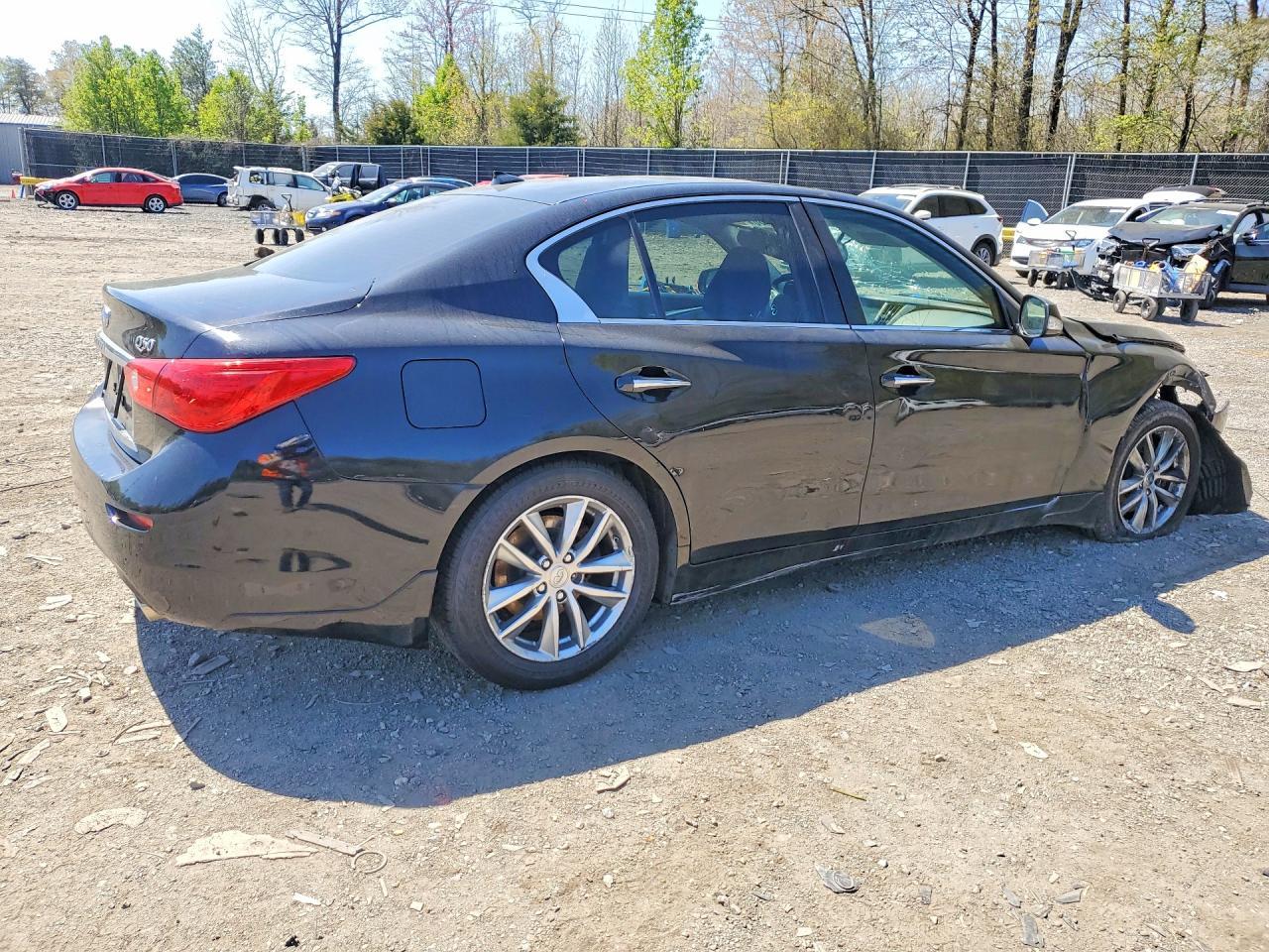 2016 Infiniti Q50 2.0T Premium - Фото 3