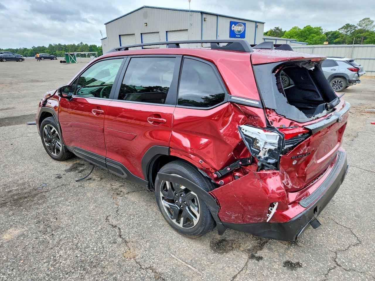 2025 Subaru Forester Limited - Фото 2