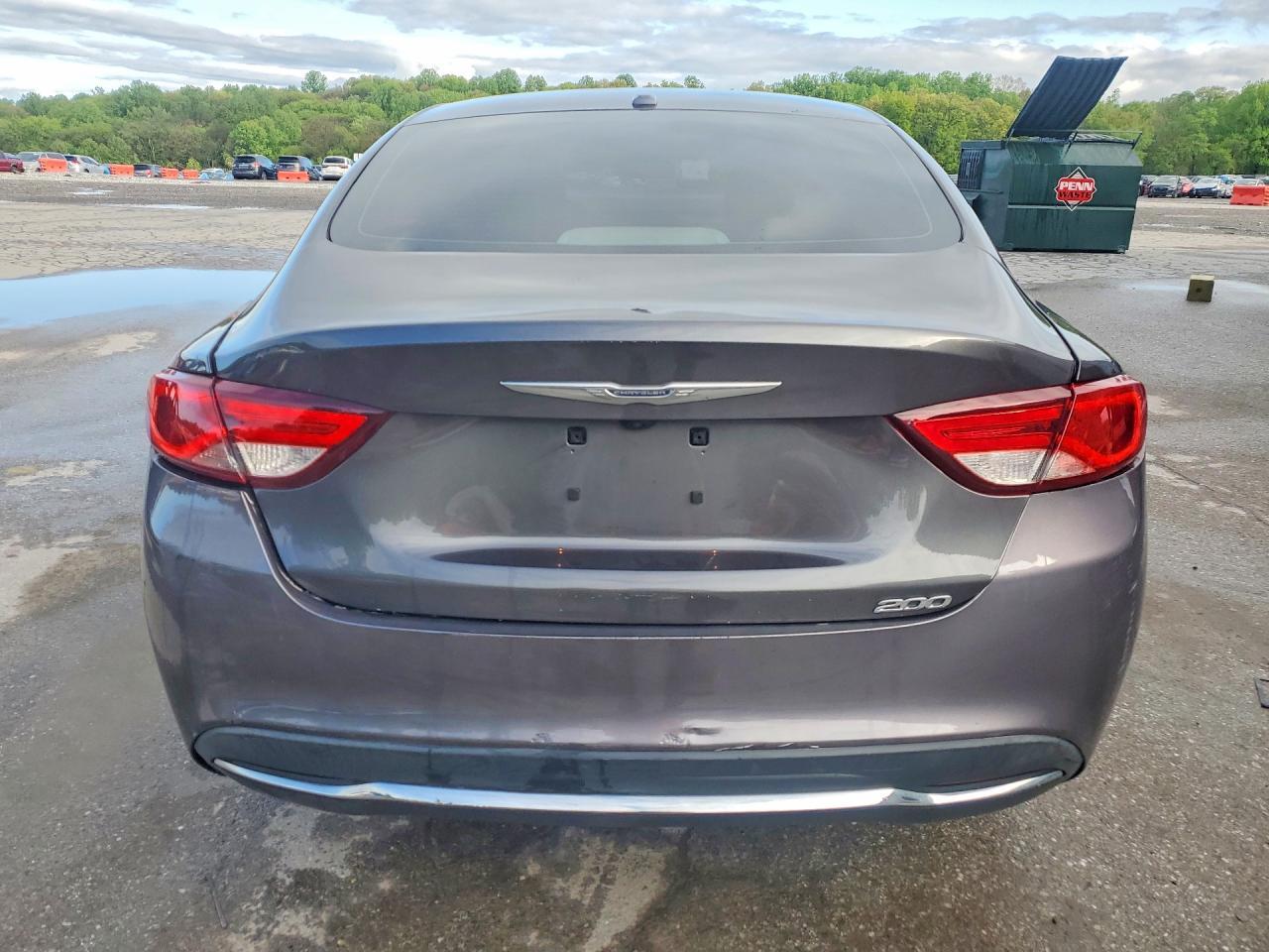 2015 Chrysler 200 Limited - Image 6