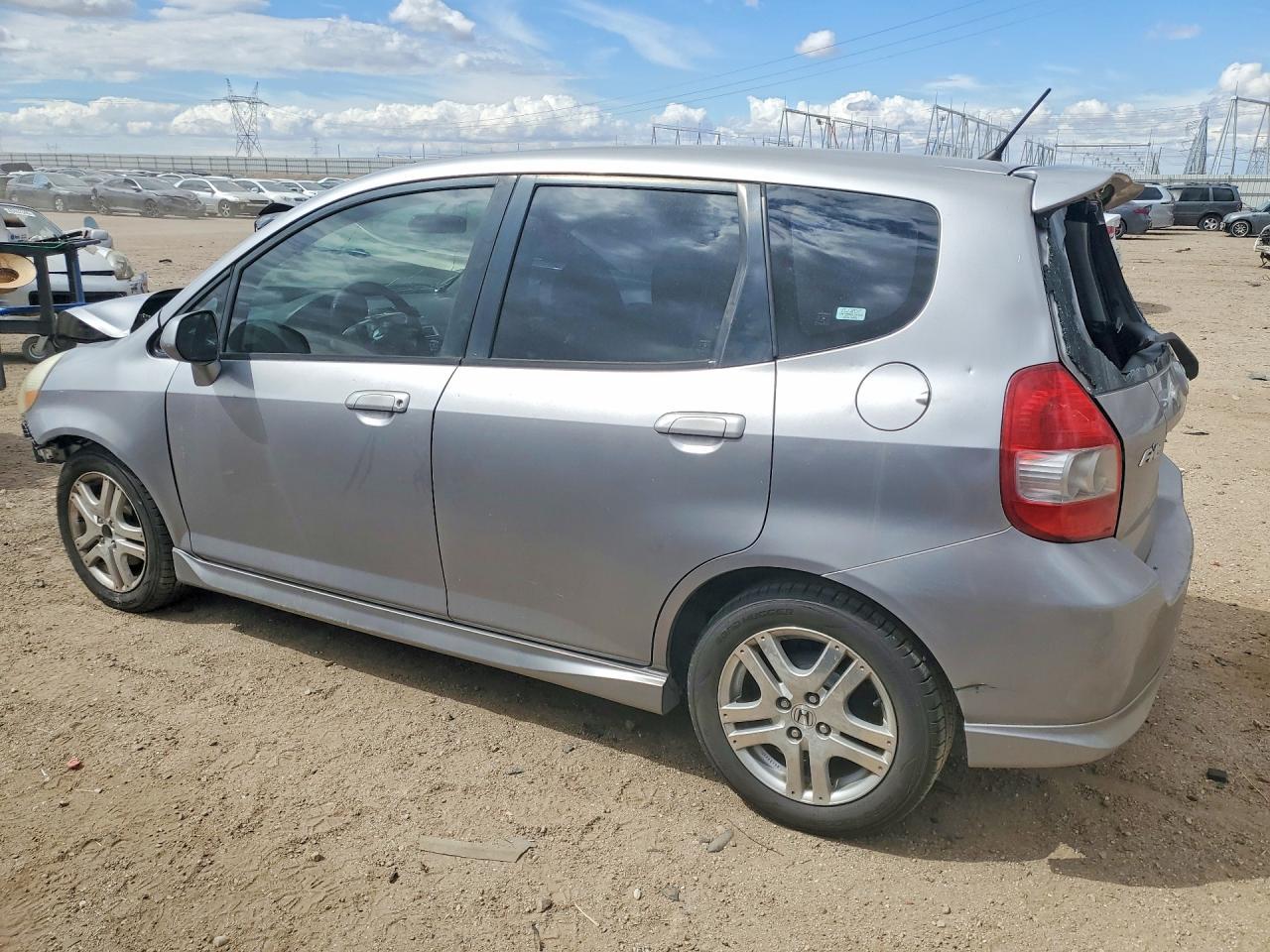 2007 Honda Fit S - Image 2