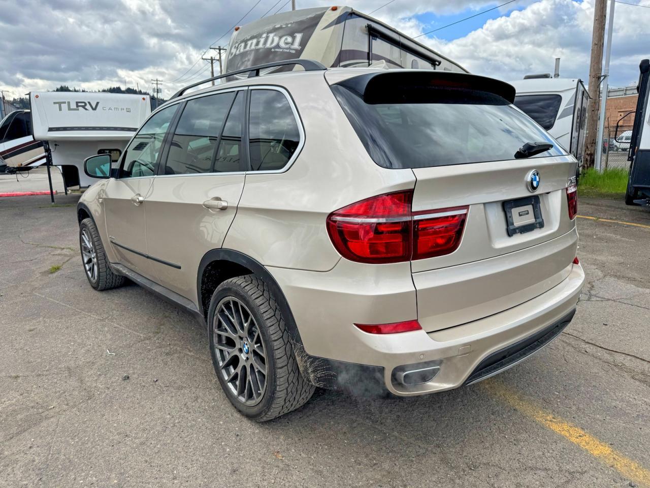 2013 BMW X5 xDrive50I - Фото 3