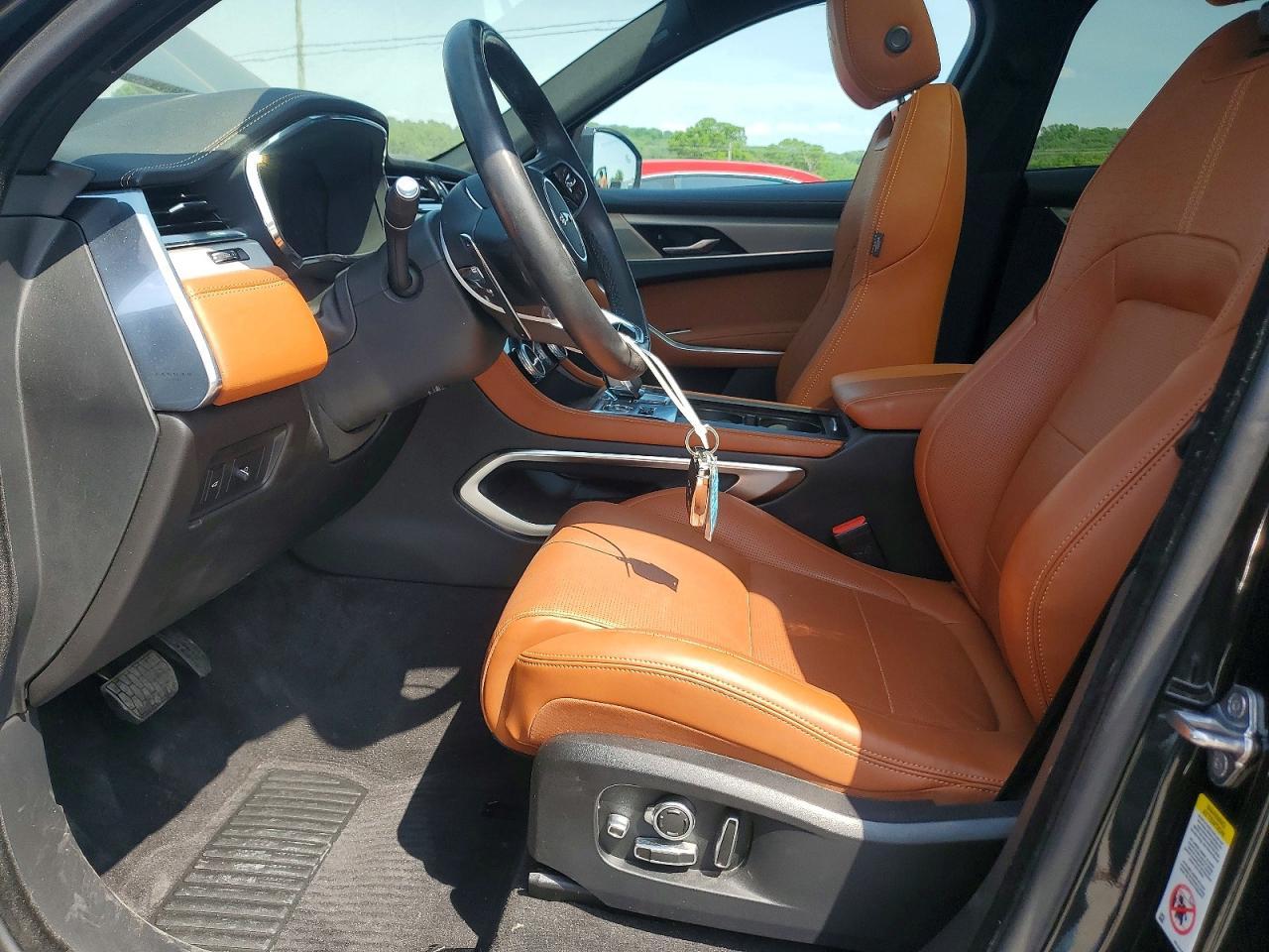 2024 Jaguar F-Pace R-Dynamic S - Фото 7