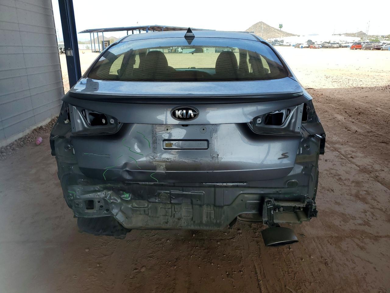 2018 Kia Forte S - Фото 6