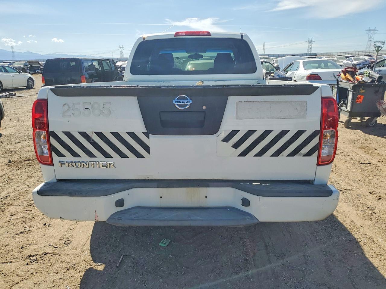 2017 Nissan Frontier S - Image 6