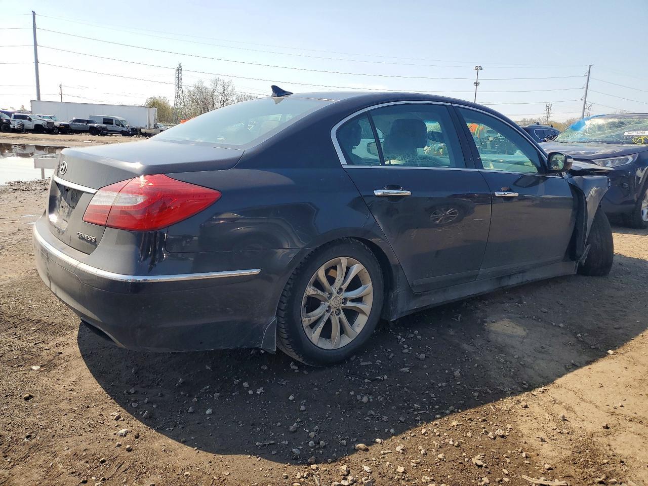 2012 Hyundai Genesis 3.8L - Image 3