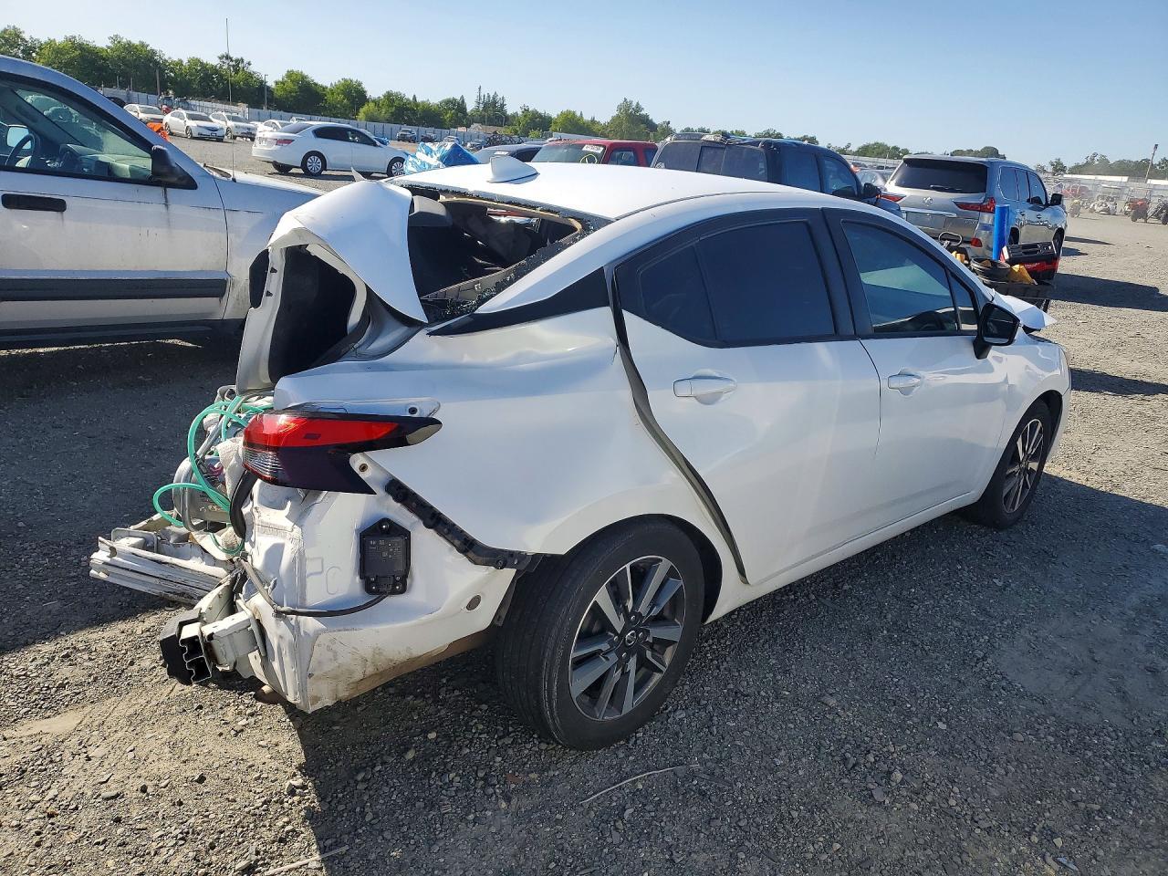 2021 Nissan Versa Sv - Фото 3