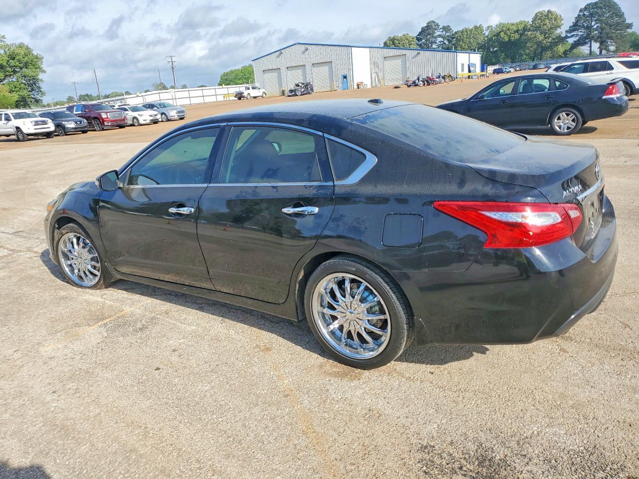 2016 Nissan Altima 2.5 Sl - Image 2