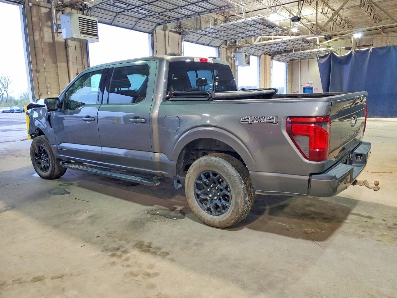 2024 Ford F150 Xlt - Фото 2
