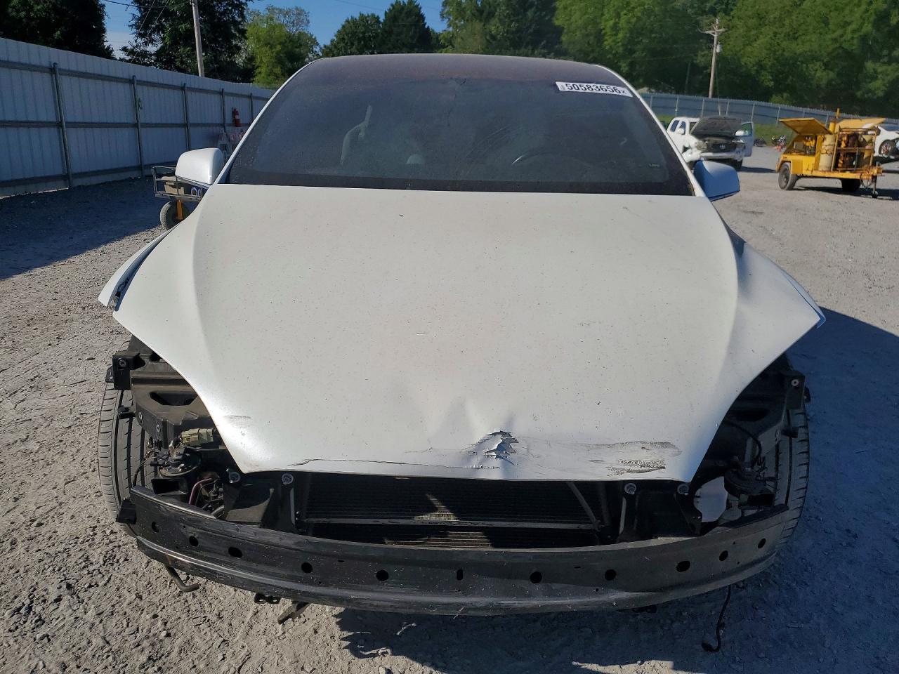 2016 Tesla Model X - Image 5