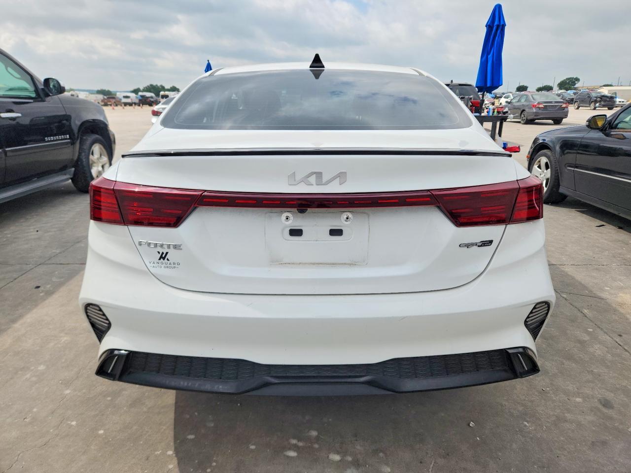 2024 Kia Forte Gt Line - Фото 6