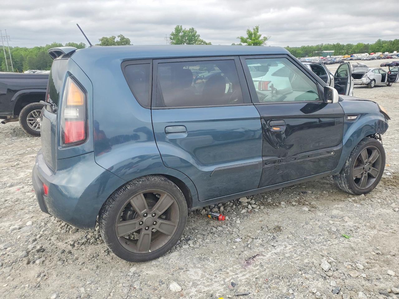2010 Kia Soul + - Фото 3
