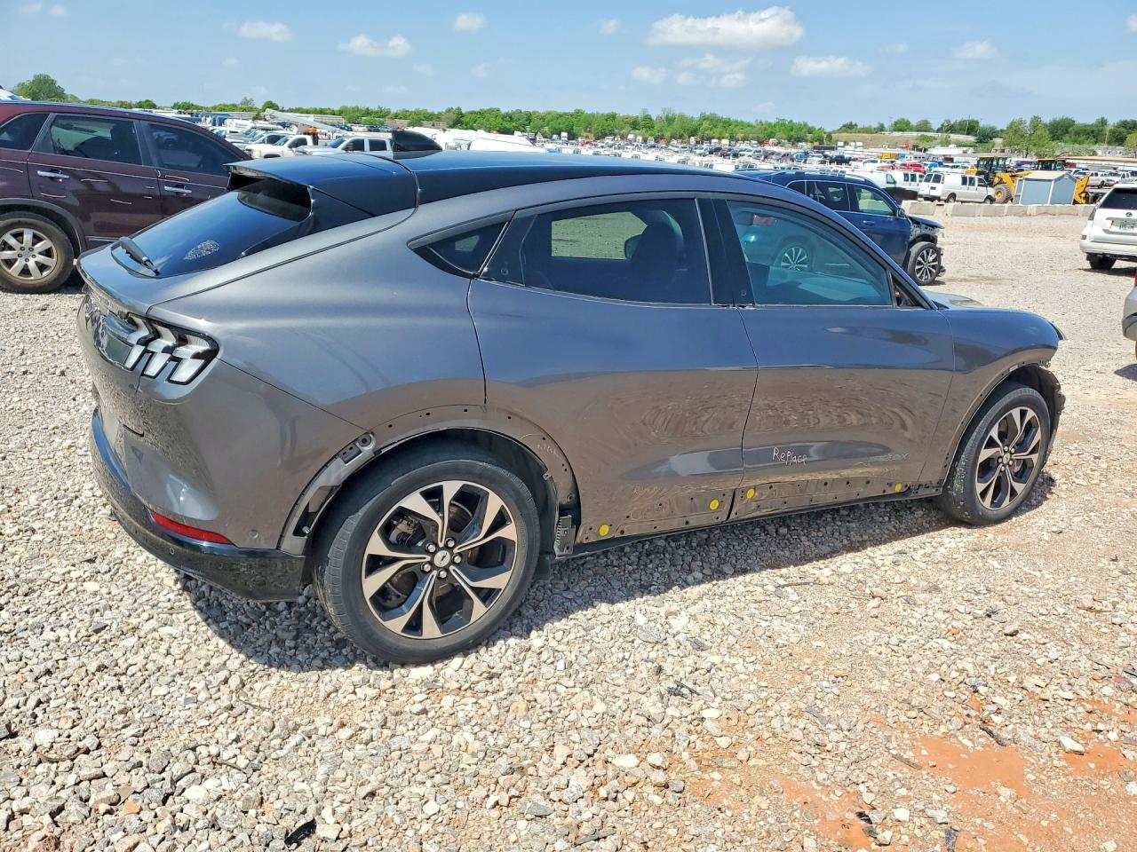 2021 Ford Mustang Mach-E Premium - Image 3