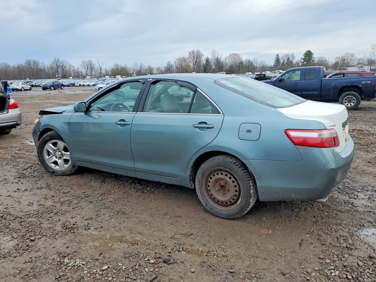 2009 Toyota Camry Xle V6 - Image 2