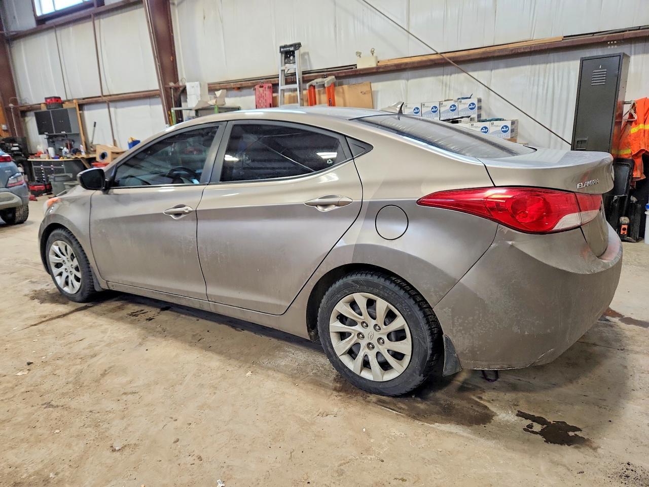 2013 Hyundai Elantra Gls - Фото 2