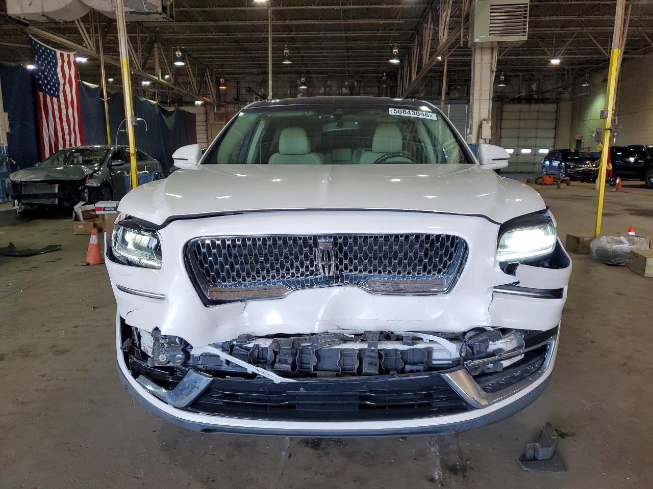 2019 Lincoln Nautilus Reserve - Фото 5