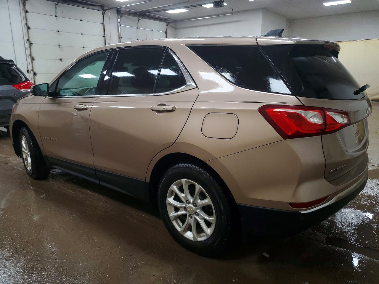 2018 Chevrolet Equinox Lt - Фото 2
