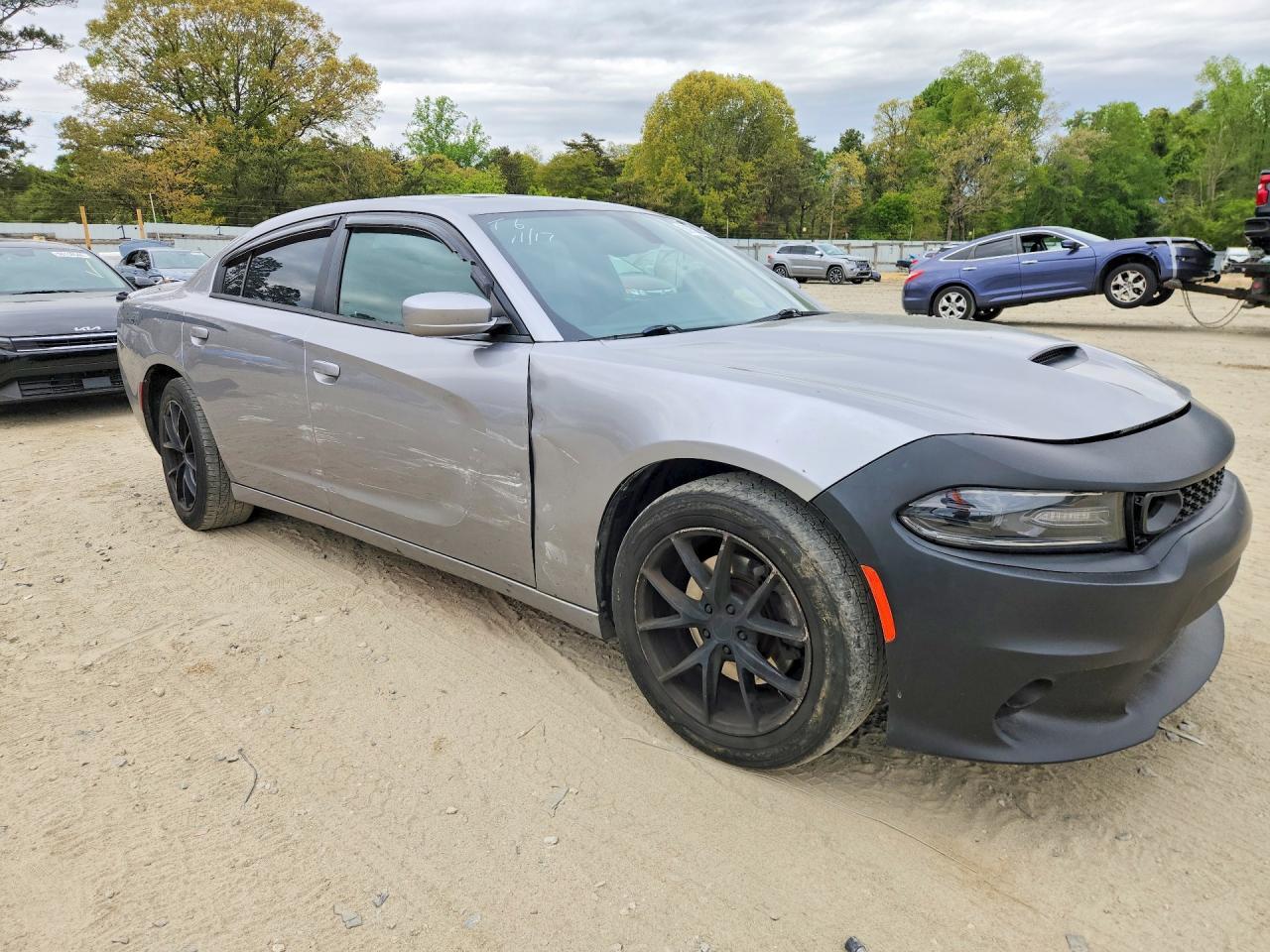 2015 Dodge Charger Sxt - Image 4
