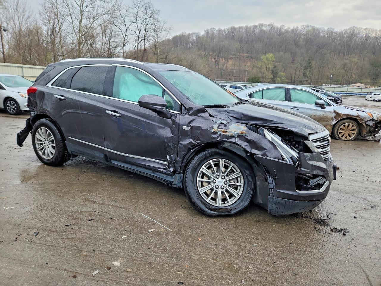 2017 Cadillac Xt5 Luxury - Image 4