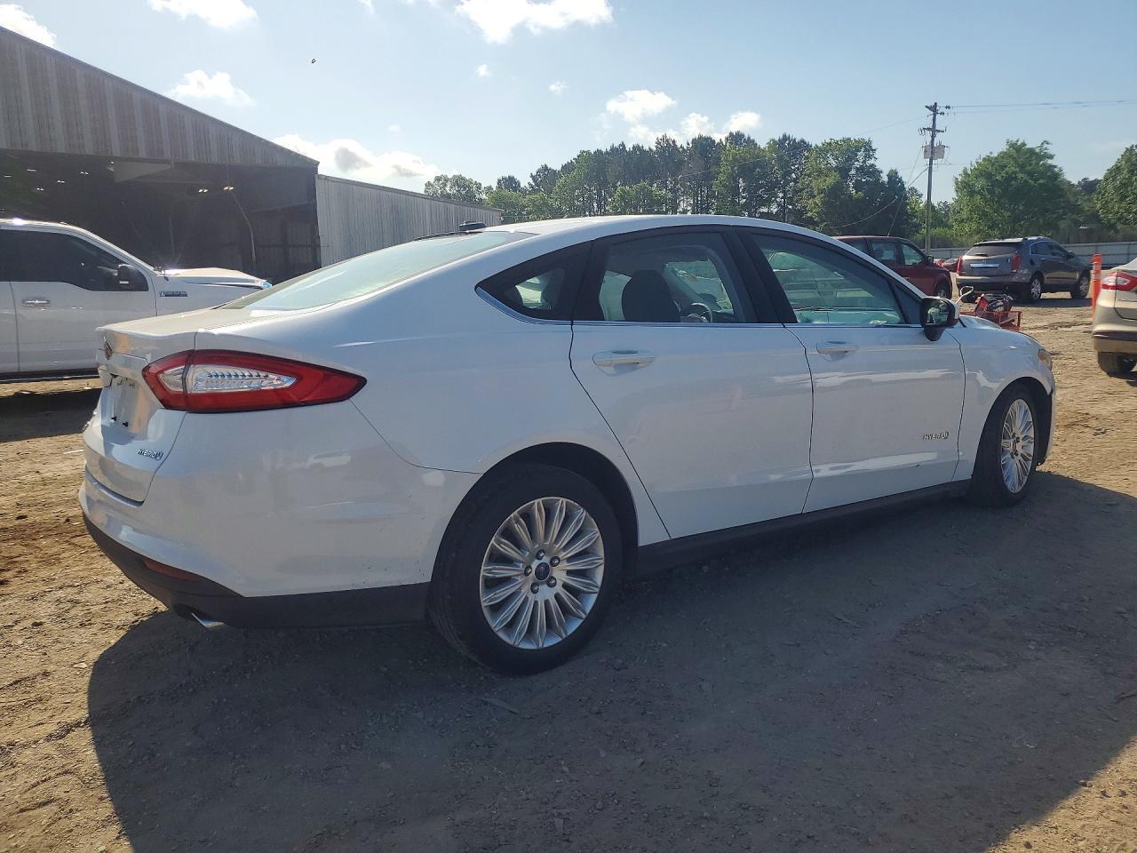 2016 Ford Fusion S Hybrid - Image 5
