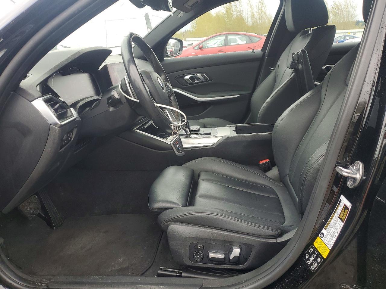 2019 BMW 330Xi - Image 7